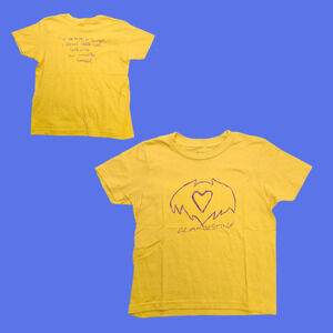 Clandestine Pete Bat Heart Sketch T-shirt Gold Youth size Small
